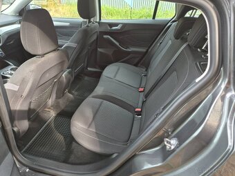Ford Focus Kombi 1.5 TDCi EcoBlue Active A/T - 10