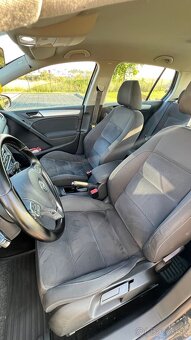 Volkswagen Golf 6 2.0TDI 103kw 2010 M6 - 10