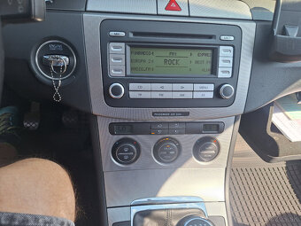 Volkswagen Passat Variant 2.0 TDI Highline - 10