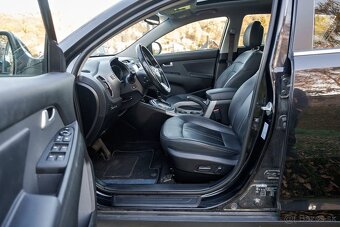 Kia Sportage 2.0 CRDi 4WD - 10