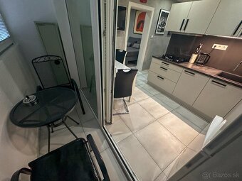 PREDAJ 1 izb. byt 35 m2 po kompletnej rek. ul. Škarvana - 10