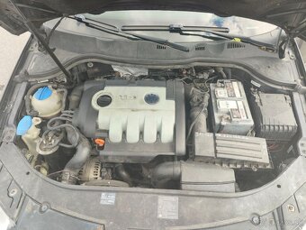 Predám Volkswagen Passat B6 Variant 1.9 TDI BLS - 10