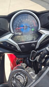 Honda CBR 250R ABS 2013 - 10