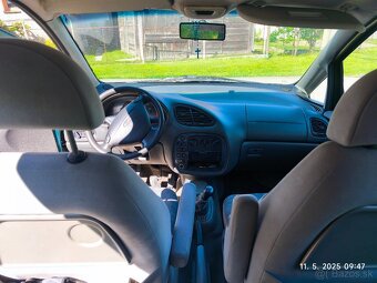 Ford Galaxy 1.9 66kw 1998rocnik - 10