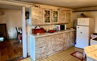 🔥 Rodinný dom s veľkým pozemkom obci Demandice 🔥 - 10