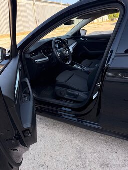 ŠKODA OCTAVIA COMBI 2.0 TDI DSG 110KW 5/2021 - 10