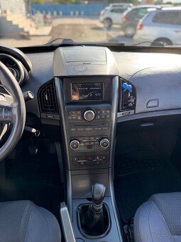 Mahindra XUV 500 W6 2.2 16V CRDi 4x4 EURO 5B - 10