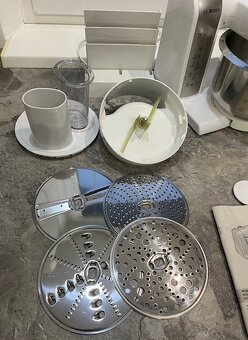 Bosch mum 4880/08 kuchynský robot 600w - 10