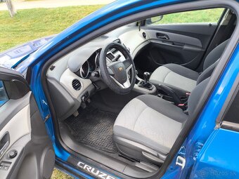 Cruze - 10