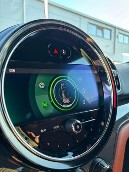 Mini Cooper Countryman - 10