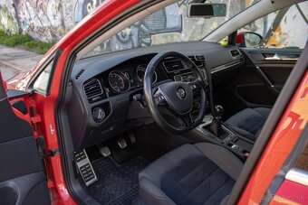 Volkswagen Golf Variant (aj na splátky) - 10