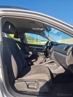 Predám VW Golf 5 1.9 TDi 77 kW - 10