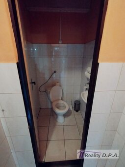 Na predaj podnikateľský objekt Turany - v centre mesta - 10