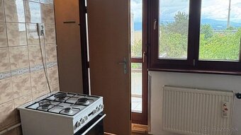2 izbový byt s balkónom, záhradou a garážou, Nové Mesto nad - 10