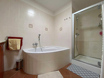 BA. IV. Karlova Ves - 2 izbový byt s krásnym výhľadom - 10