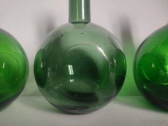 Staré zelené fľaše. - 10