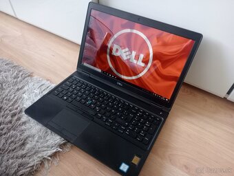 predám Dell latitude 5590 / dotykový displej /16gb ram / ssd - 10