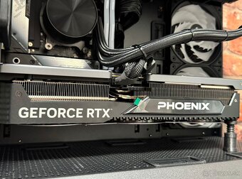 Ryzen 5 9600X\32GB\RTX 4080S\SSD\1200W Zdroj - 10