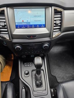 Ford Ranger 2.0 TDCi LIMITED Duratorq 4x4 DoubleCab WildTrak - 10