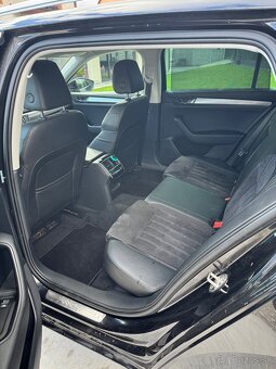 Škoda Superb Combi 2.0 DSG - 10