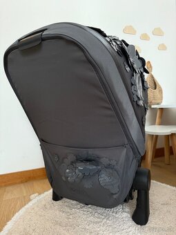 Poťah Cybex priam 4.0 simply flowers grey nový - 10