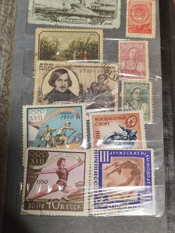 2 Albumy plné známok - 10