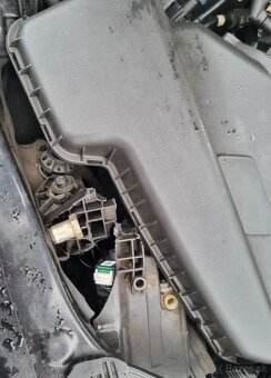 Audi a6 c7  havarované - 10