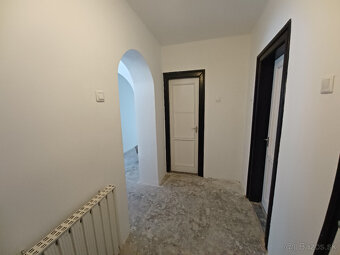 Rekonštruovaný rodinný dom v obci Hejce, Maďarsko - 10