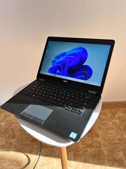 Notebook 14" DELL.Intel i5-6300U 2x2,40GHz.8gb ram.120g SSD - 10
