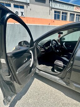 Renault Fluence 1.5, 2011 - 10