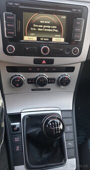 Predám VW Passat 1,6 TDI, B7, r.v. 2012, kombi - 10