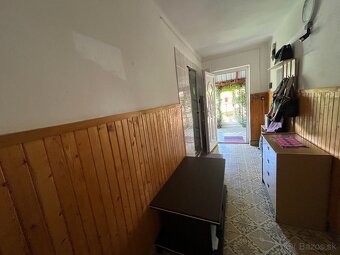 Szögliget - 7 izbový dvojgeneračný poschodový rodinný dom - 10