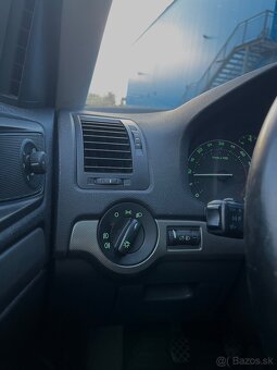 Škoda Octavia 2 Sedan 1.9 TDI - 10