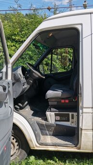 Mercedes sprinter 208 2.2CDI 60kw 9miest M1 osobne auto len - 10