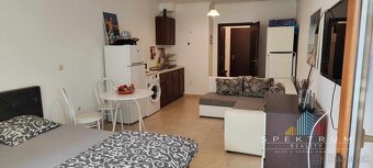 SPEKTRUM REALITY- Štúdiový apartmán s výhľadom na bazén, AM - 10