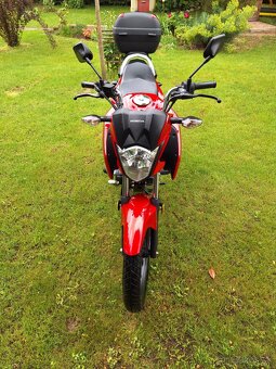 HONDA CB 125 F - 10