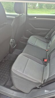 Volkswagen passat 2,0 TDI,110kw, automat s vysúvacou gulou - 10