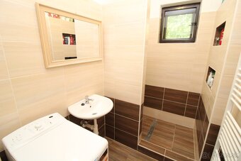 BRANDreal – Priestranný rodinný dom s potenciálom viacgenera - 10