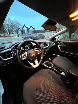 KIA Ceed 1.6 crdi - 10