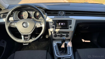 Volkswagen Passat 2.0 TDI BMT Trendline - 10