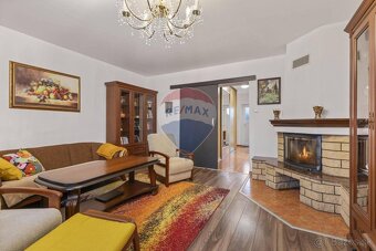 PREDAJ : REZERVOVANÉ - 4 izb. Rodinný dom 185 m2, kompletná - 10