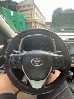 Toyota RAV4, 2.5 Hybrid, executive, 4x4 -  spoľahlivé SUV - 10