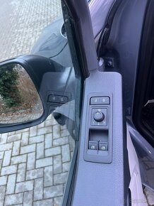 Volkswagen Caravelle T6 2.0 TDI 150k LR 6MP - 10