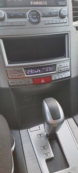 Subaru Legacy 2.0i AWD - 10