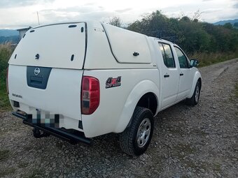 Predám Nissan Navara 4x4 2,5 dci  2013 DPH, 140 kw - 10
