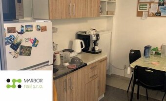 Na prenájom kancelársky priestor - v OC GASTRODOM v KE na Ml - 10