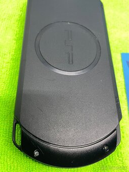 Sony PSP-E1004 Street +box biely - 10