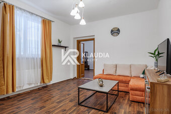 Dom na HOLUBYHO ul. v Košiciach blízko centra - ZNÍŽENÁ CENA - 10