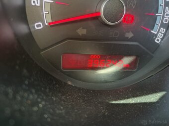 Predám KIA Venga 1.4 66kw, rv. 2016 - 10