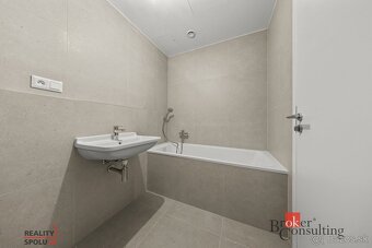 Na predaj 2-izbový byt v projekte Metropolis – výhľad, štýl  - 10